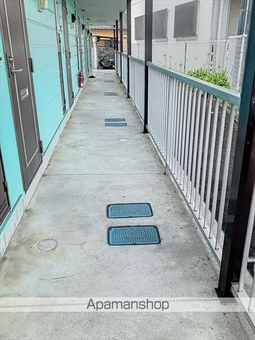 SURPLUSはざまの玄関写真