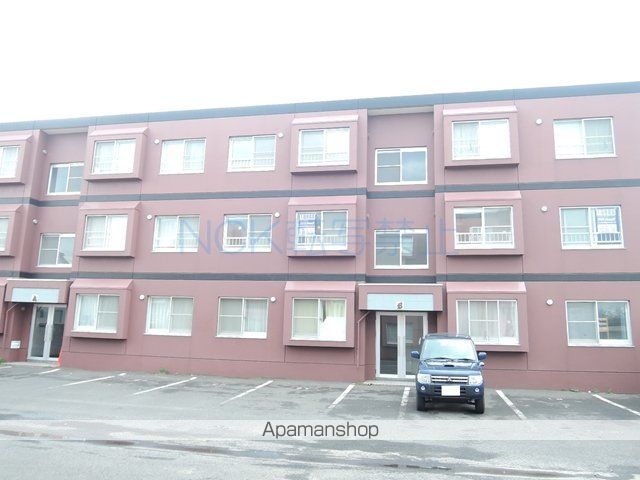 クリスタルリバー参番館の外観写真