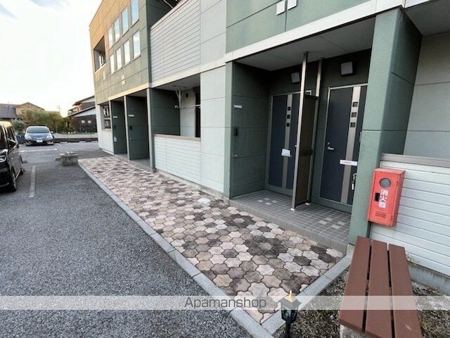 ティンカーベル[2LDK/61.2m2]のエントランス2