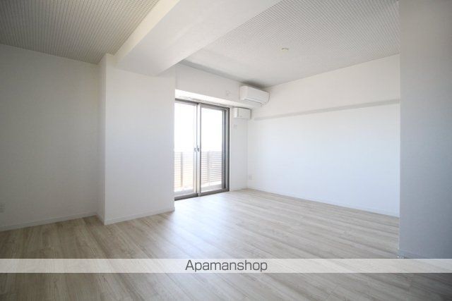 音楽マンション セレナーデ東長崎の内装写真