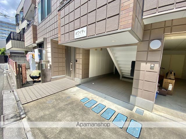 ホワイティの外観写真