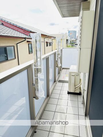 シャーメゾン帯小入口の内装写真