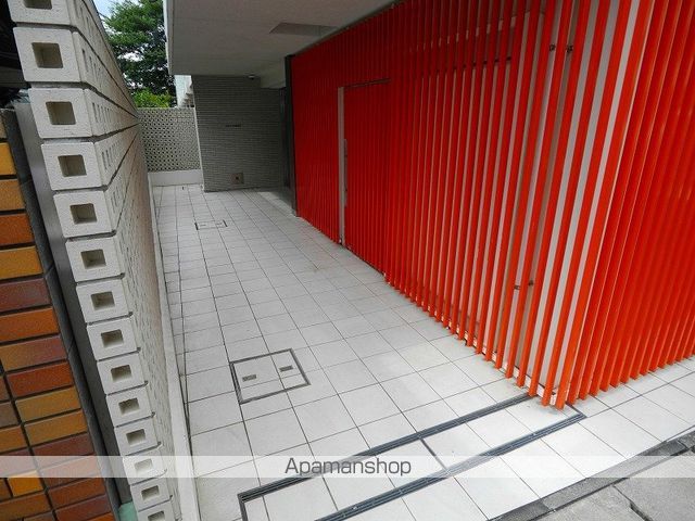 RISING PLACE松戸の玄関写真