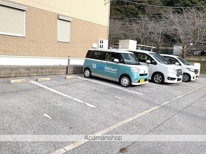 滋賀県彦根市松原町[1LDK/47.96m2]の駐車場1