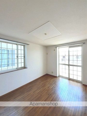 メゾングレース Bの内装写真