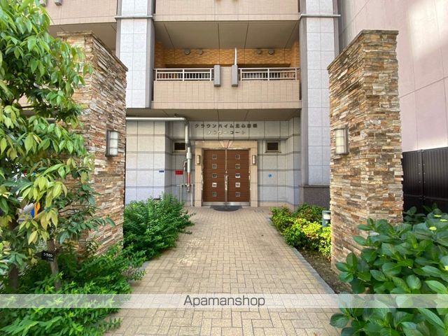 クラウンハイム北心斎橋フラワーコートの玄関写真