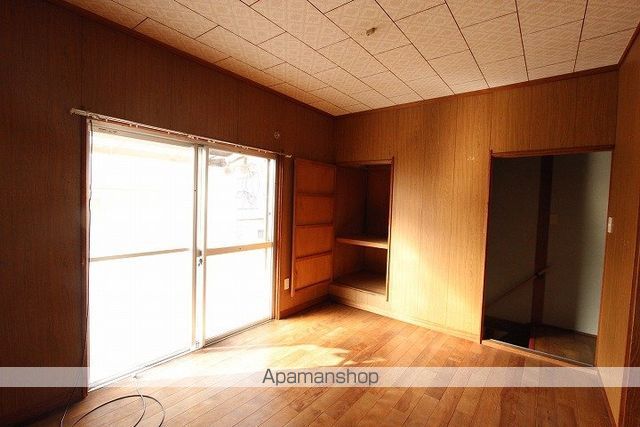 呉市 1階建 築45年の内装写真