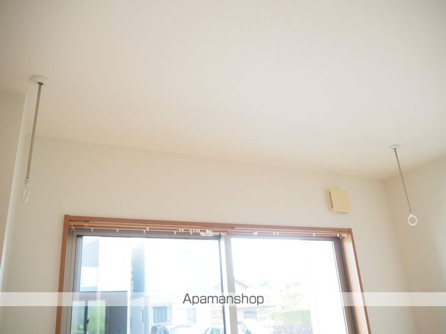 アメニティタウン春日山Aの内装写真