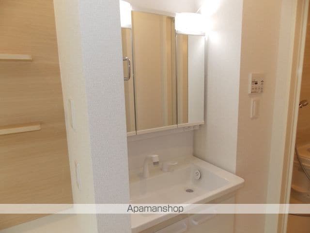 ADOMANIの内装写真
