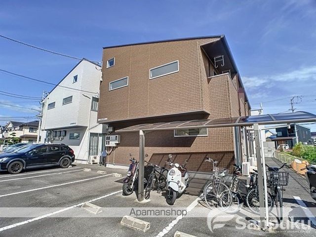 ラッセルスクエア保免 EASTの外観写真