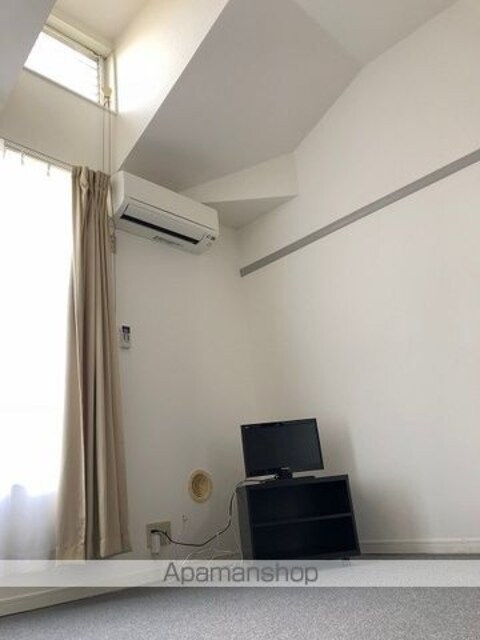 レオパレスデ・ルシア[1K/20.28m2]のリビング・居間