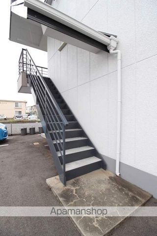 ビューラージュネスの玄関写真
