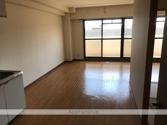 夙川喜一マンションの内装写真