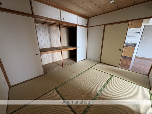 フォレスト勝川の内装写真