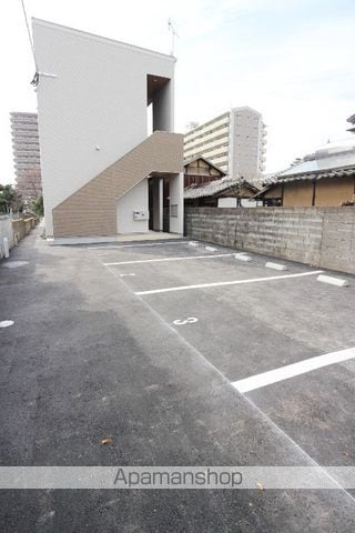 ROUTE24の外観写真