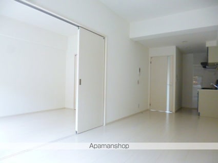 東京都立川市錦町１丁目[1LDK/46.9m2]のリビング・居間