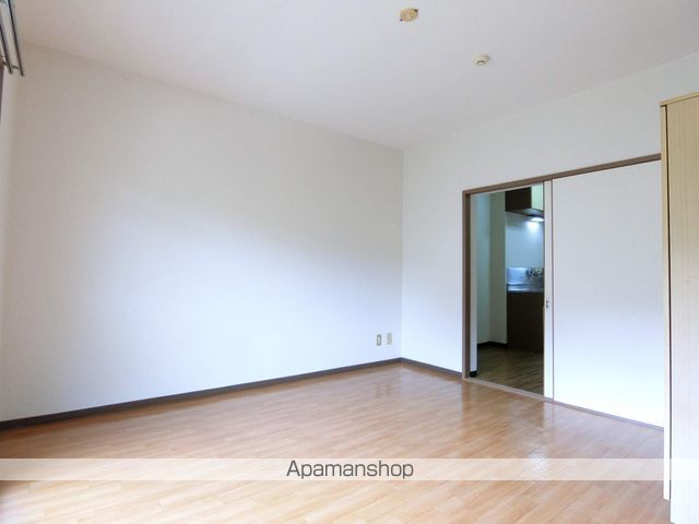 ハイツ石塚掛川Aの内装写真