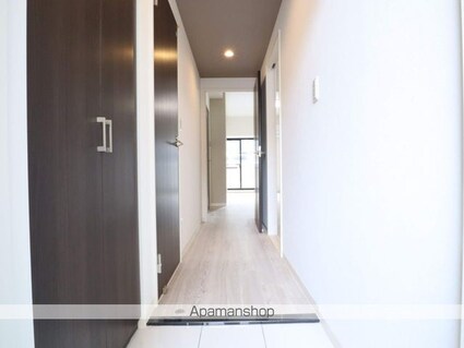 ＧＲＡＮＤＵＫＥ千代田ｒｅｇａｒｉａ[1LDK/42.72m2]の玄関