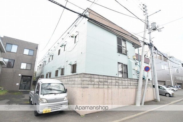 セブン南郷の外観写真