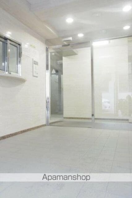 スカイコート世田谷用賀第２[1K/18.5m2]のエントランス1
