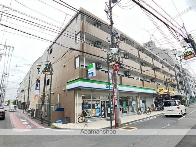 服部ビルの外観写真