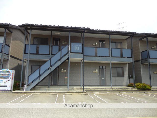 パラッツオ植木 B棟の玄関写真