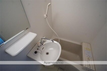 グランツ東武練馬[1R/16.65m2]の洗面所