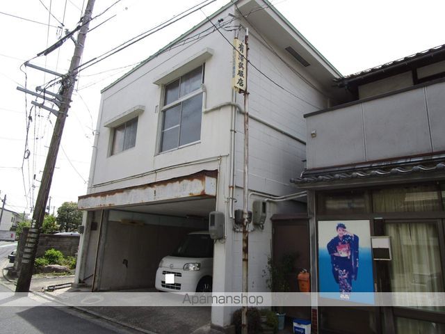 有澤アパートの外観写真