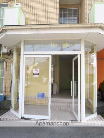 エクセル東藤沢の玄関写真