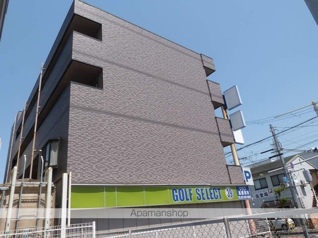 リカーズマンションの外観写真