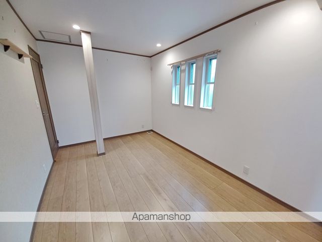 長野県安曇野市豊科南穂高[1R/14.3m2]のリビング・居間