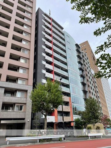 エステムプラザ市谷外濠公園の外観写真