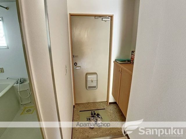 フォブール道後の内装写真