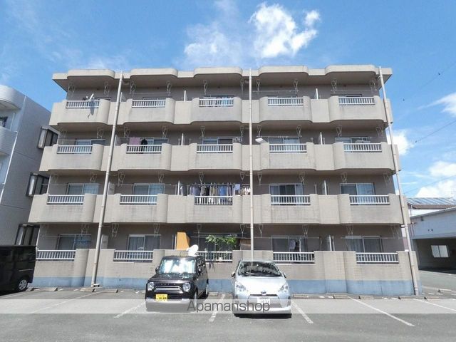 マンションリーフIの外観写真