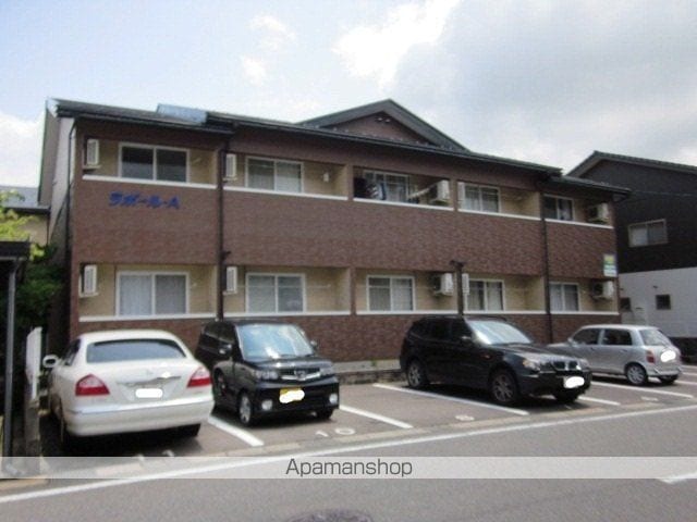 ラポールAの外観写真