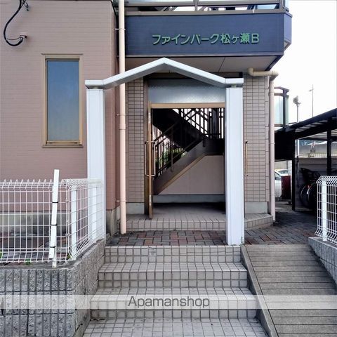 ファインパーク松ヶ瀬の玄関写真