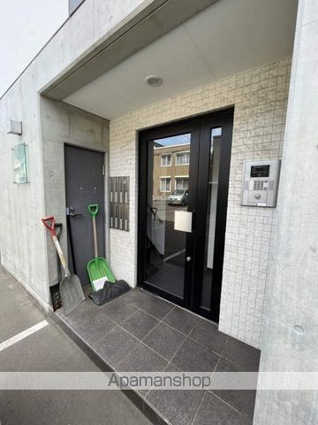 DESIGN CUBEの玄関写真