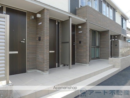 愛媛県松山市立花１丁目[1LDK/36.57m2]のエントランス