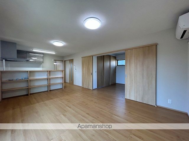 木田2丁目貸家 Cの内装写真