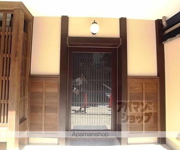 エテルノアレイアの玄関写真