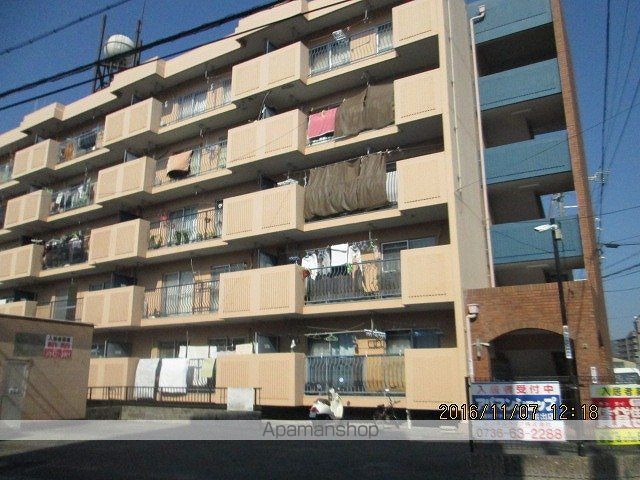 岩出三栄プラザの外観写真