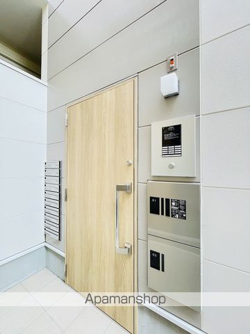 リヴェール元中野IIの玄関写真