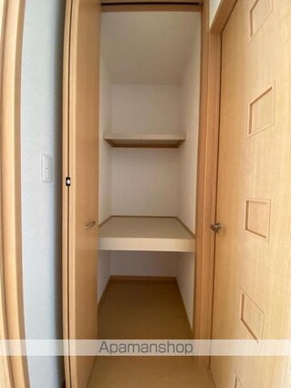 Ｔ’ｓスクエア[2LDK/59.58m2]の収納