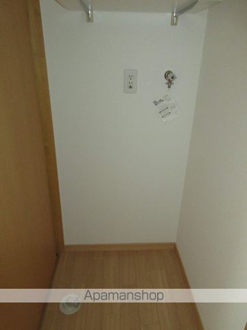国府2丁目共同住宅の内装写真