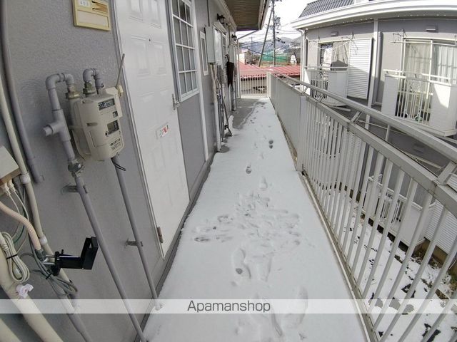 シャトリエ南棟の玄関写真