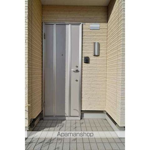 フレッサの玄関写真