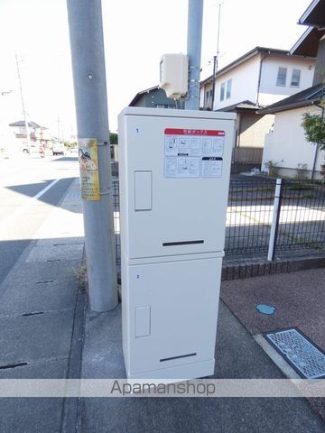 レイクウインの外観写真