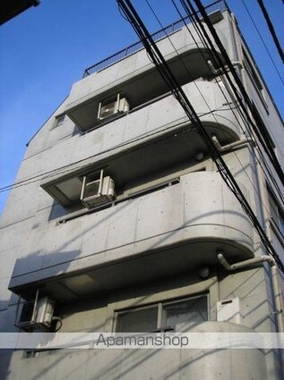 ルミエール代々木[1R/31.78m2]の外観1