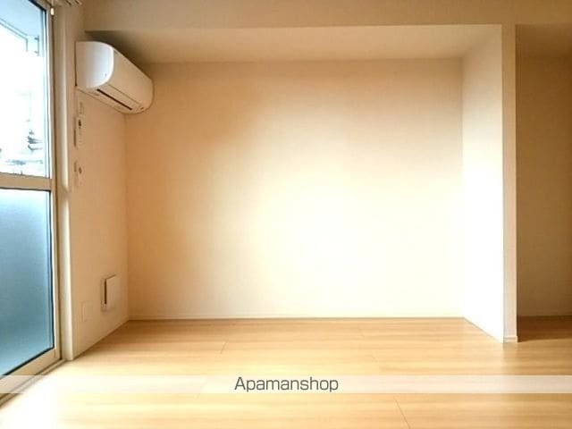 ロイヤルスクエアの内装写真