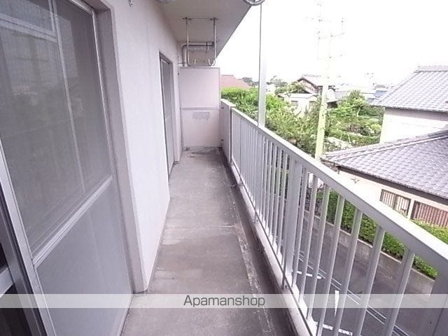 レガーロ林の内装写真